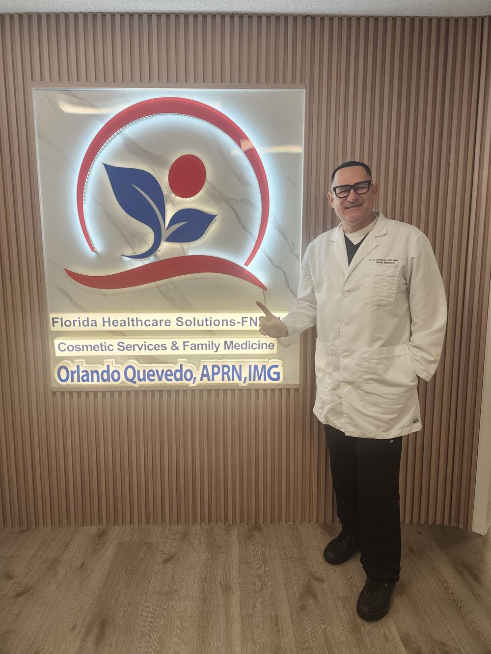 Orlando Quevedo, APRN, IMG, fundador de Florida Healthcare Solutions en Cutler Bay